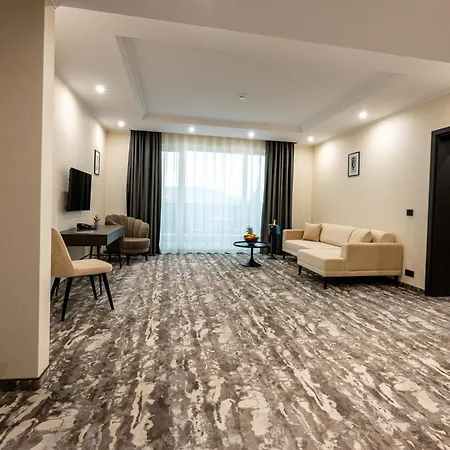 Hotel Empire Balneo & 5*