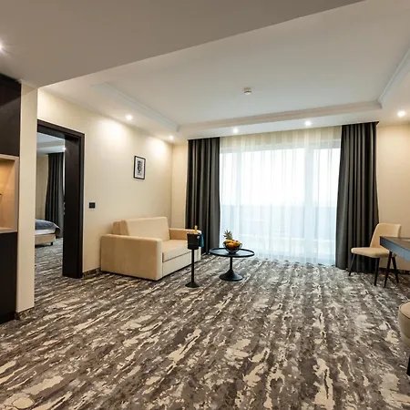 Hotel Empire Balneo &