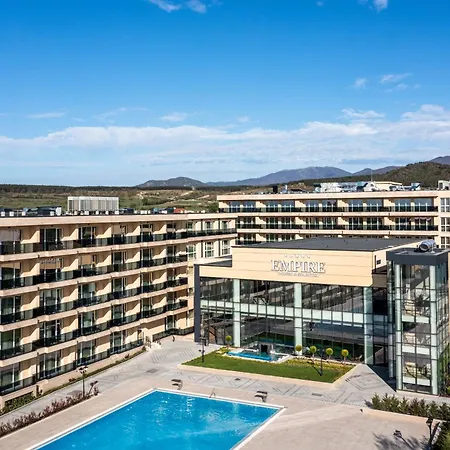 Hotel Empire Balneo & Chisarja