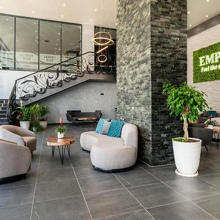 Empire Balneo & 5*