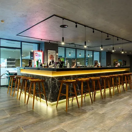 Empire Balneo &