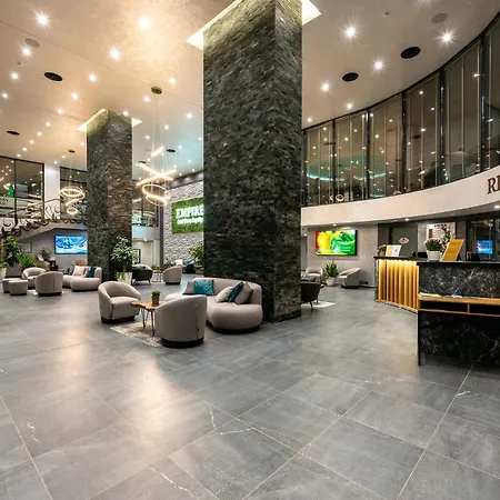 Hotell Empire Balneo & 5*