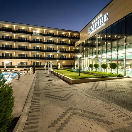 Empire Balneo & 5*