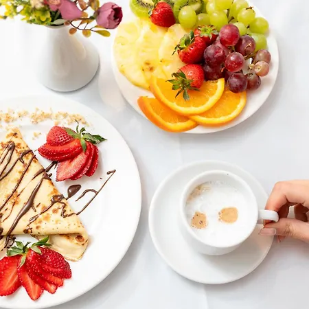 Empire Balneo & 5* Hisarya