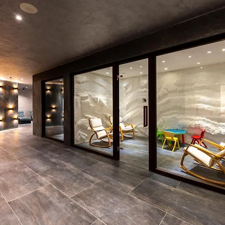 Hotel Empire Balneo &