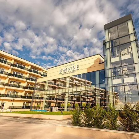 Empire Balneo & Hotell Chisarja