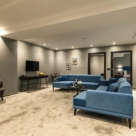 Empire Balneo & Hotel