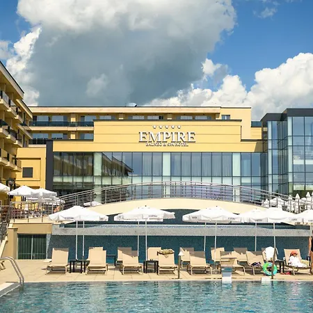 Empire Balneo & Hotell Chisarja