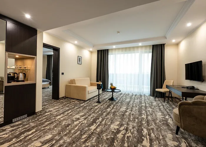 Хотел Empire Balneo &