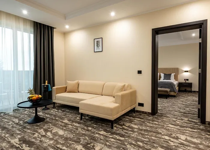 Empire Balneo & Хотел Хисаря