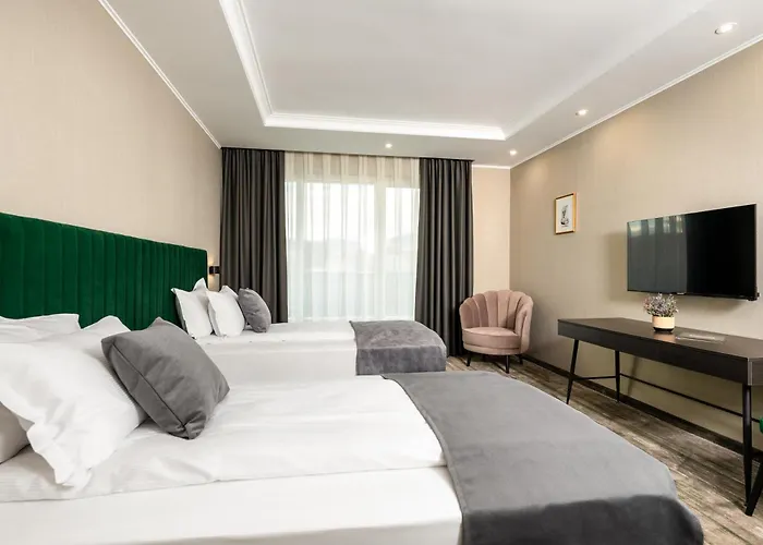 Хотел Empire Balneo &