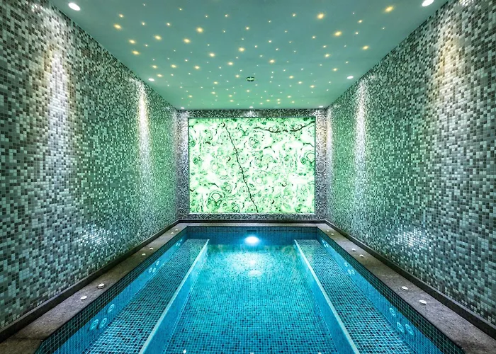 Empire Balneo & Хисаря