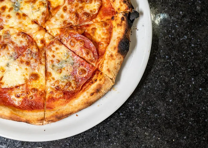 Empire Balneo & Хотел 5*