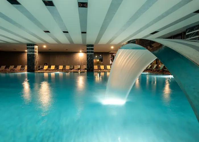 Empire Balneo & 5* Хисаря