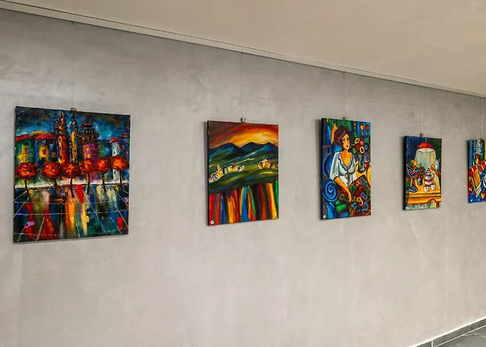 Empire Balneo & Хотел